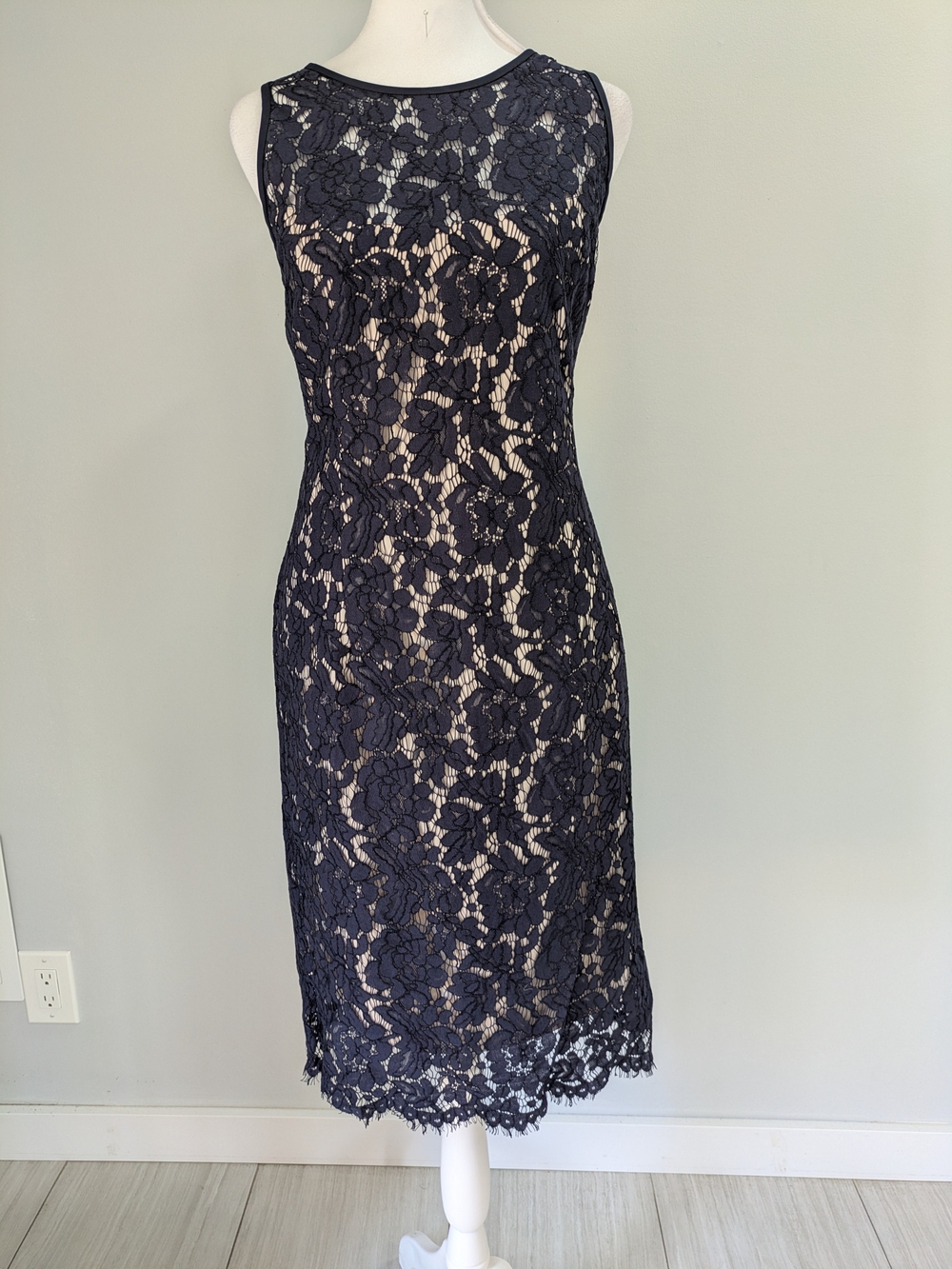 White House Black Market Navy Lace Midi Sheath Dress With Contrast Lining